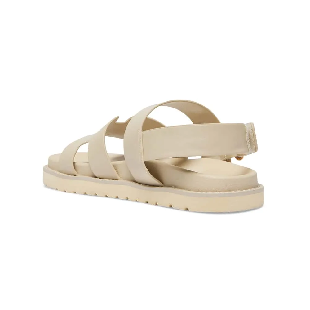 Daisy Sandal in Beige Smooth