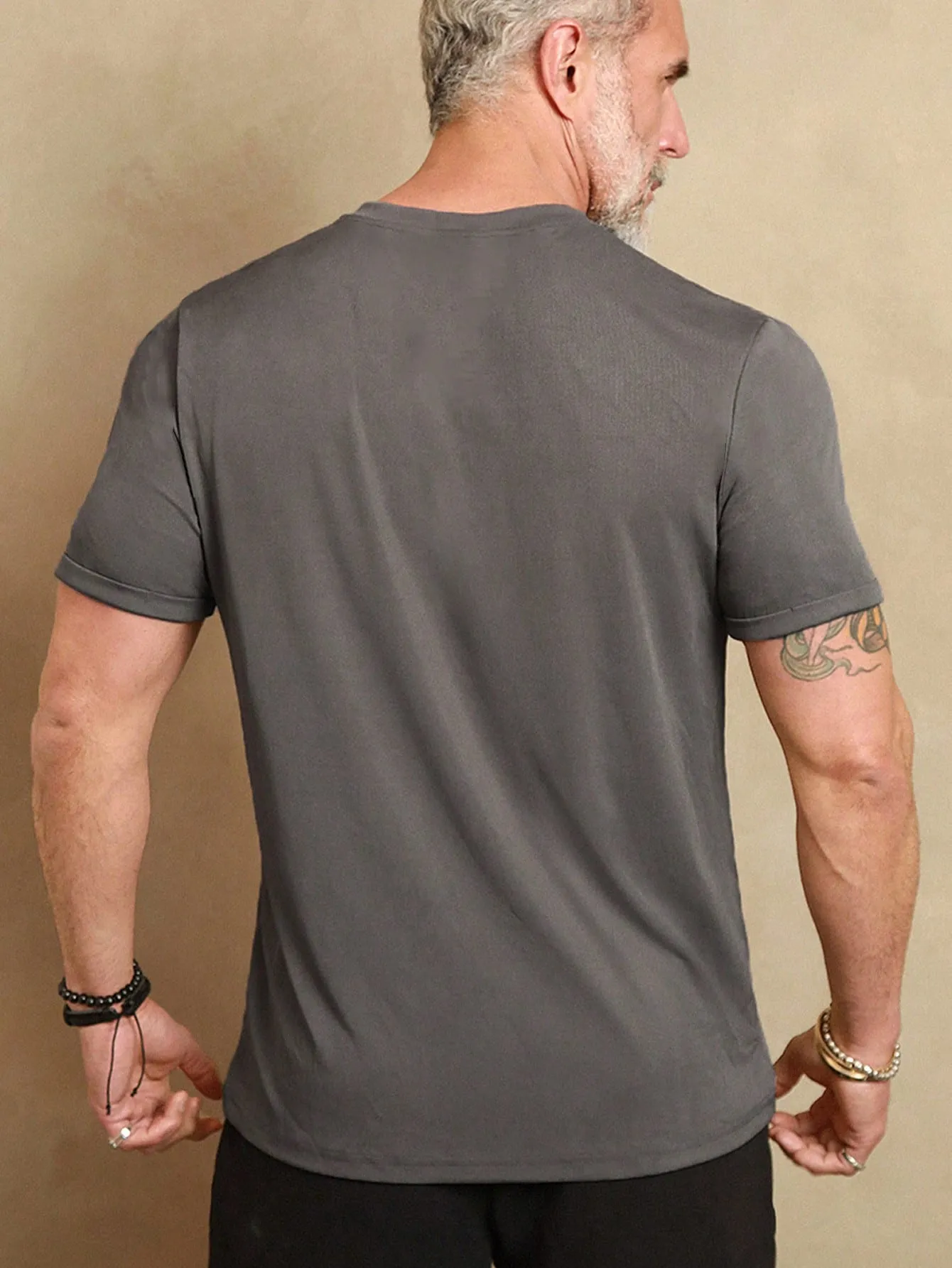 Men's Casual V Neck Short Sleeve T-Shirt with Pockets, Slight Stretch